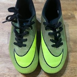 Youth Soccer cleats